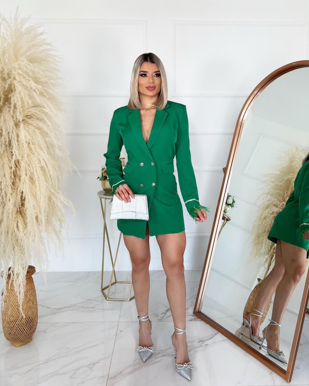 Kylie Blazer Dress- Green Muy Muy Boutique Kylie Blazer Dress- Green Muy Muy Boutique